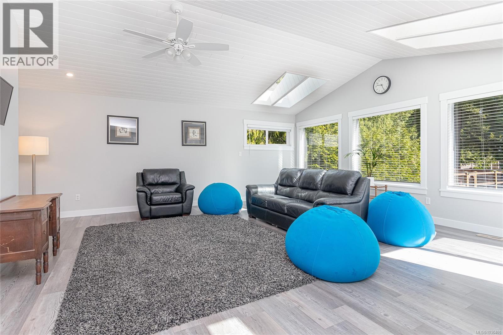 967 Woodpecker Pl, Parksville, British Columbia  V9P 1T1 - Photo 5 - 1036405