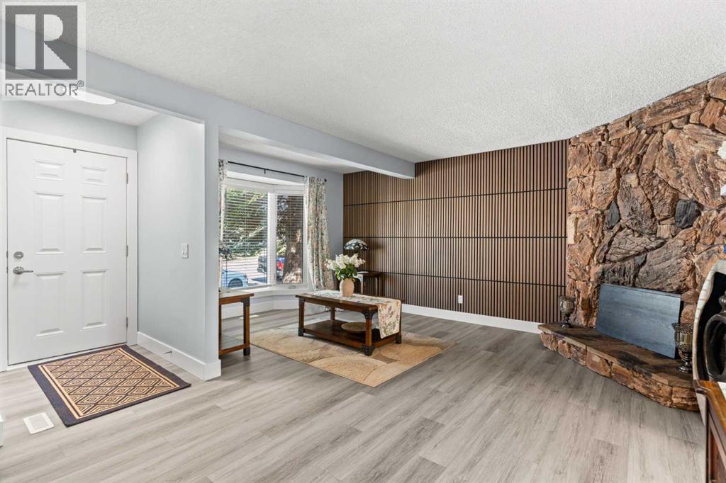 15, 6103 Madigan Drive Ne, Calgary, Alberta  T2A 5K9 - Photo 1 - A2308146
