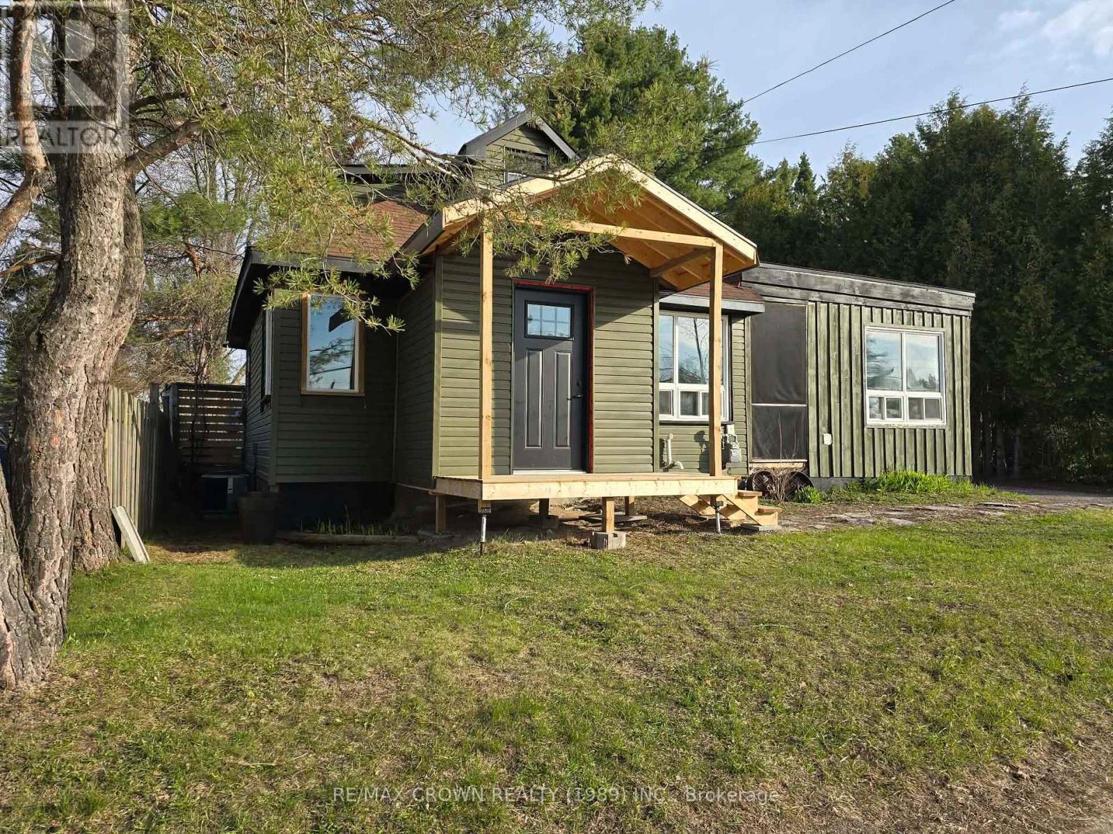 156 Main Street, Sundridge, Ontario  P0A 1Z0 - Photo 1 - X12770964