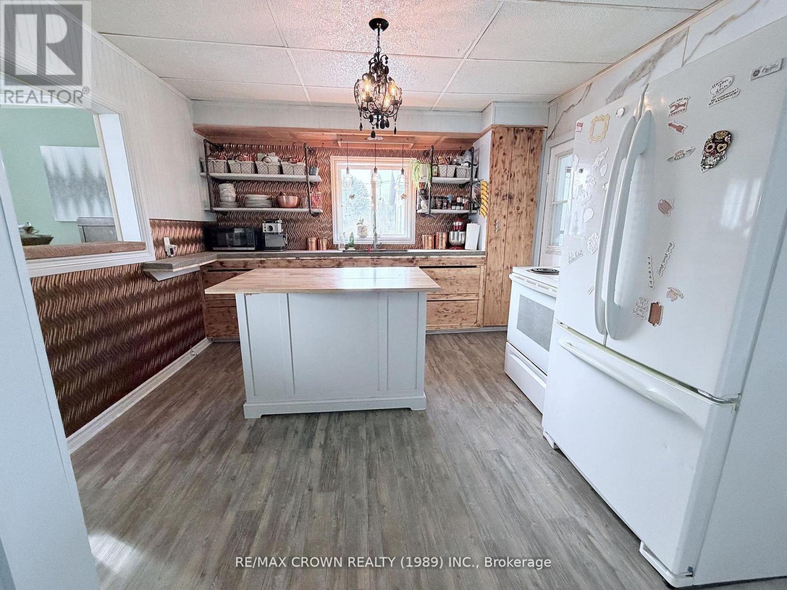156 Main Street, Sundridge, Ontario  P0A 1Z0 - Photo 11 - X12770964