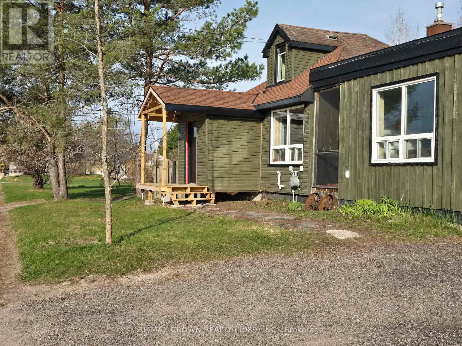 156 Main Street, Sundridge, Ontario  P0A 1Z0 - Photo 3 - X12770964