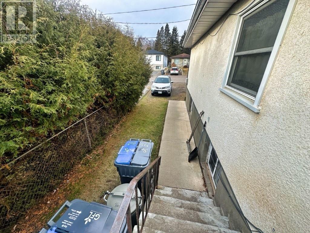 221 & 223 Bruce Street, Thunder Bay, Ontario  P7A 5W8 - Photo 34 - TB253587