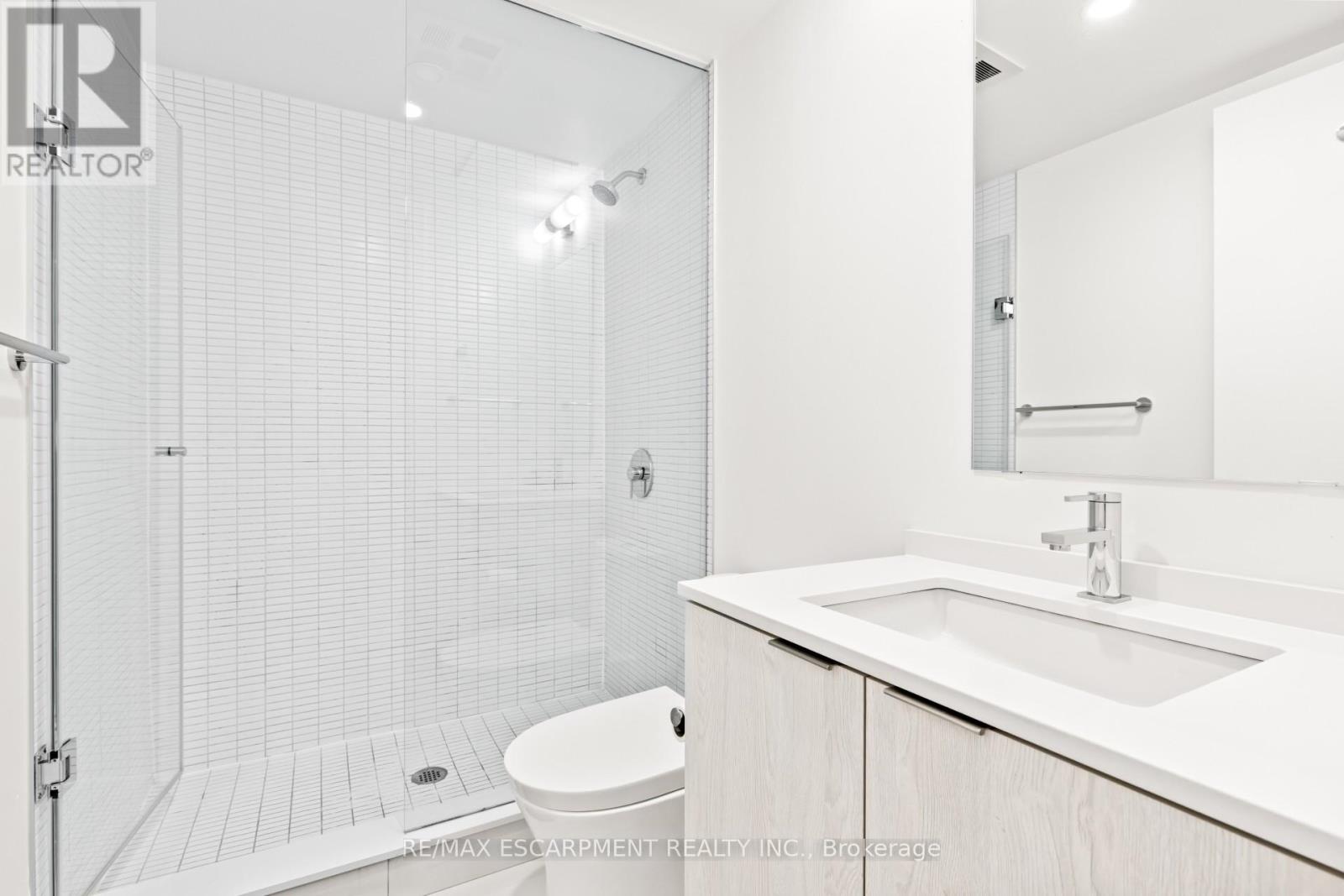 719 - 1 Jarvis Street, Hamilton, Ontario  L8R 0A8 - Photo 4 - X13116396