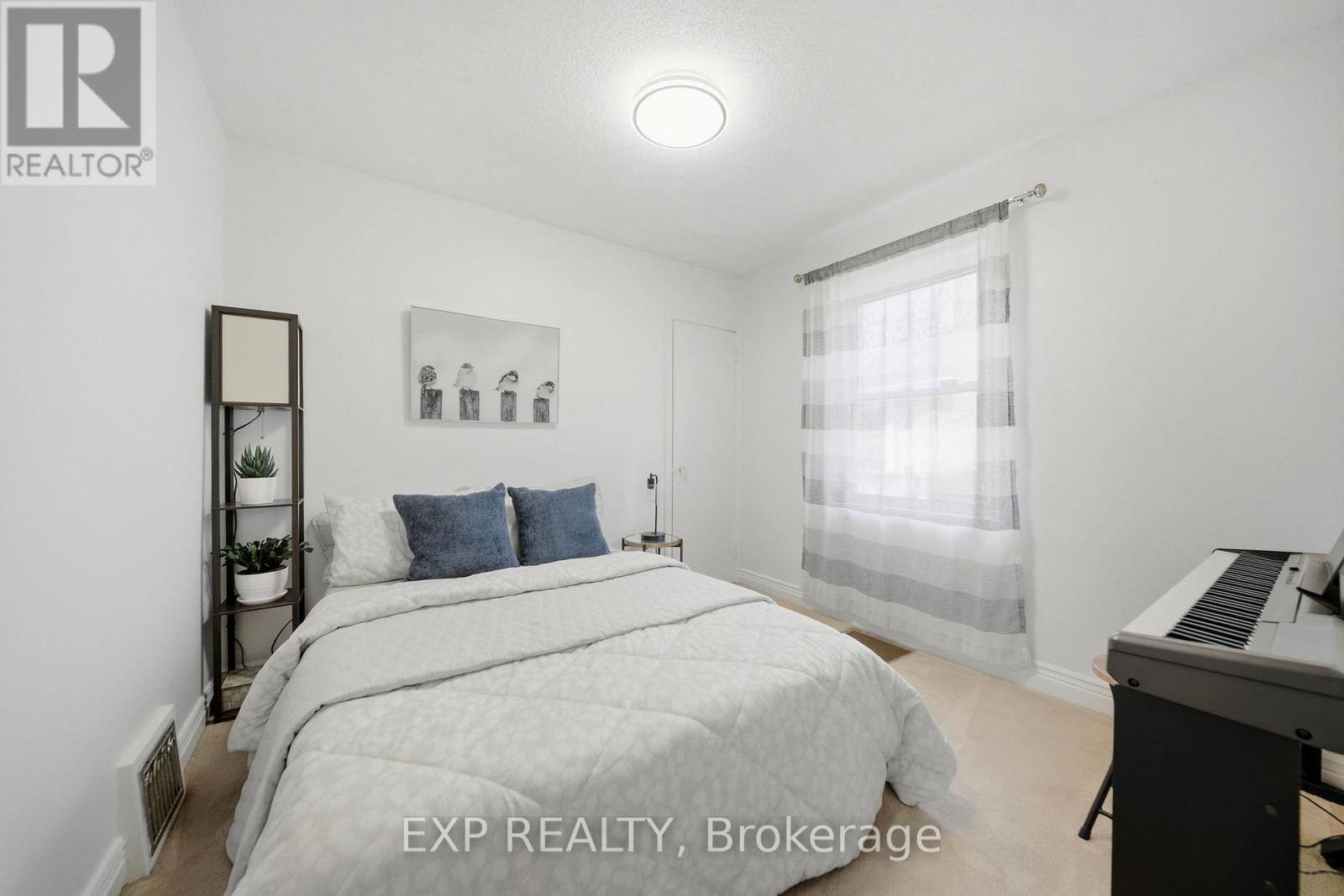 280 East 11th Street, Hamilton, Ontario  L9A 3T7 - Photo 12 - X13116530