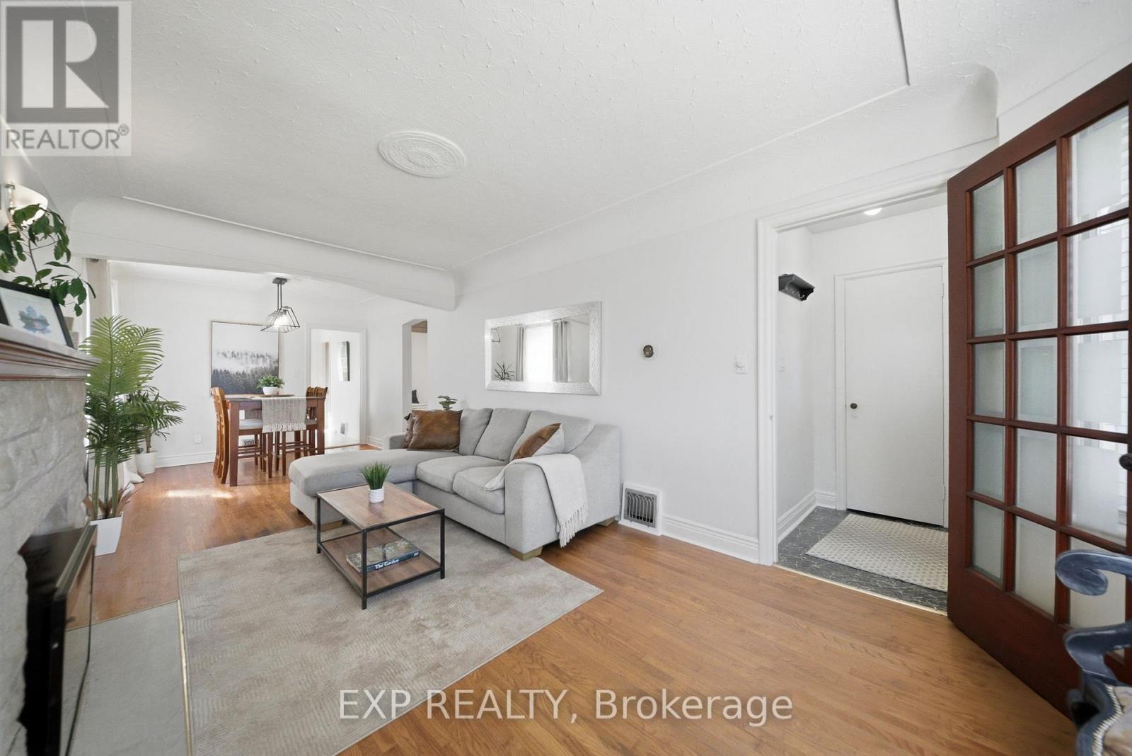 280 East 11th Street, Hamilton, Ontario  L9A 3T7 - Photo 3 - X13116530