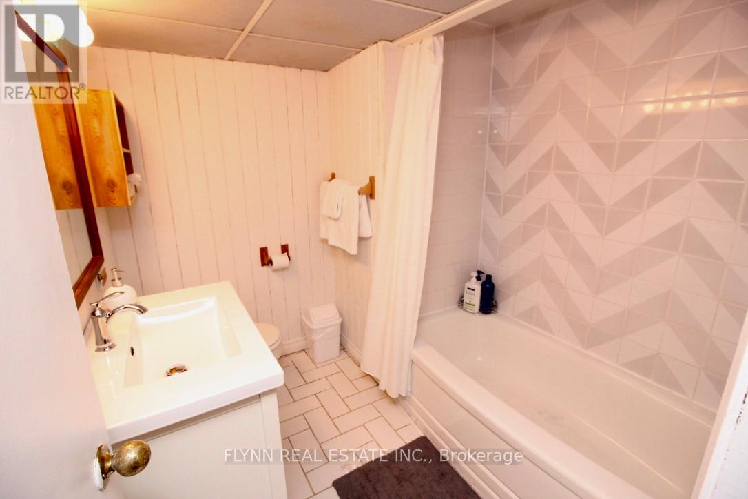 4636 Belfast Avenue, Niagara Falls, Ontario  L2H 1P3 - Photo 29 - X13116590