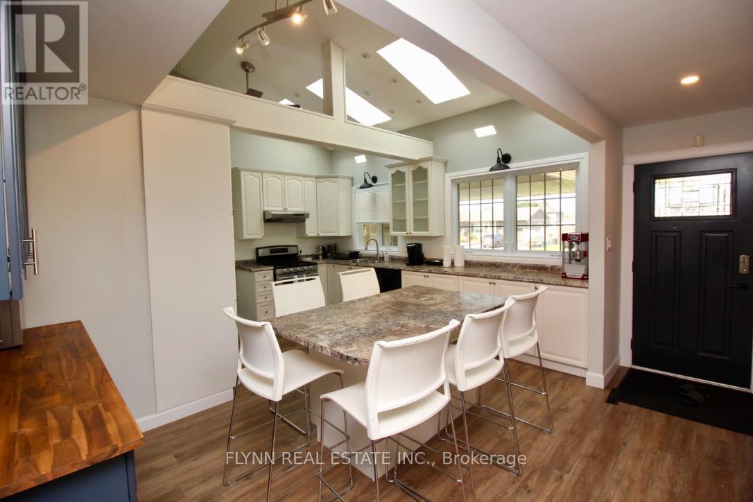 4636 Belfast Avenue, Niagara Falls, Ontario  L2H 1P3 - Photo 6 - X13116590
