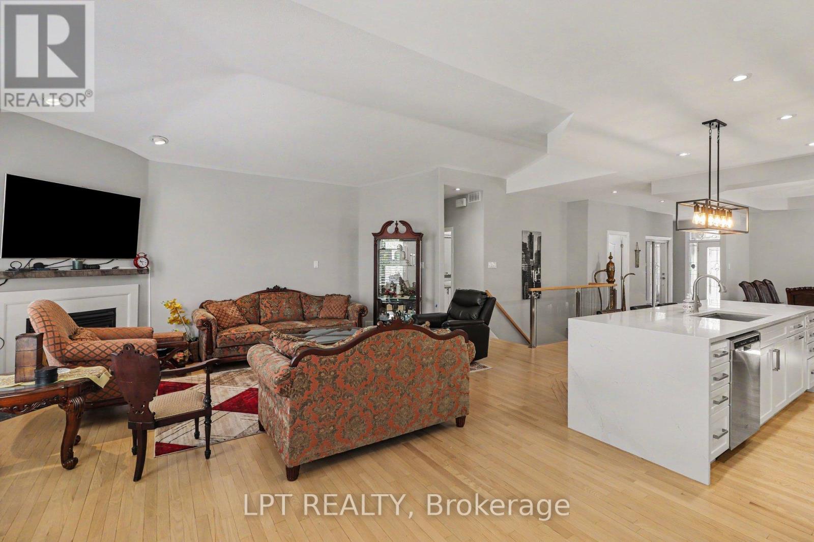 1942 Caprihani Way, Ottawa, Ontario K4A 4R6 - Photo 5 - X13116830