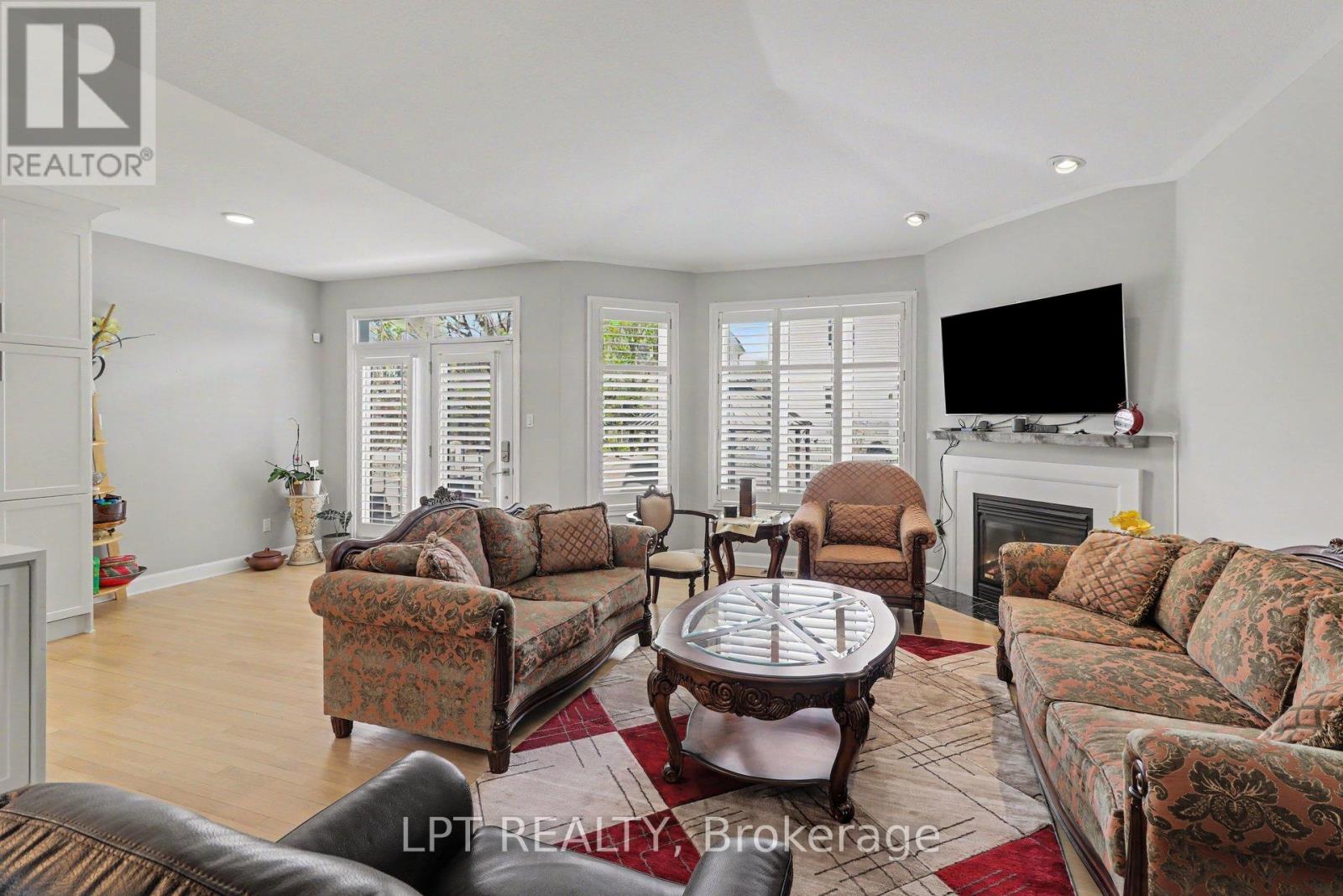 1942 Caprihani Way, Ottawa, Ontario K4A 4R6 - Photo 8 - X13116830