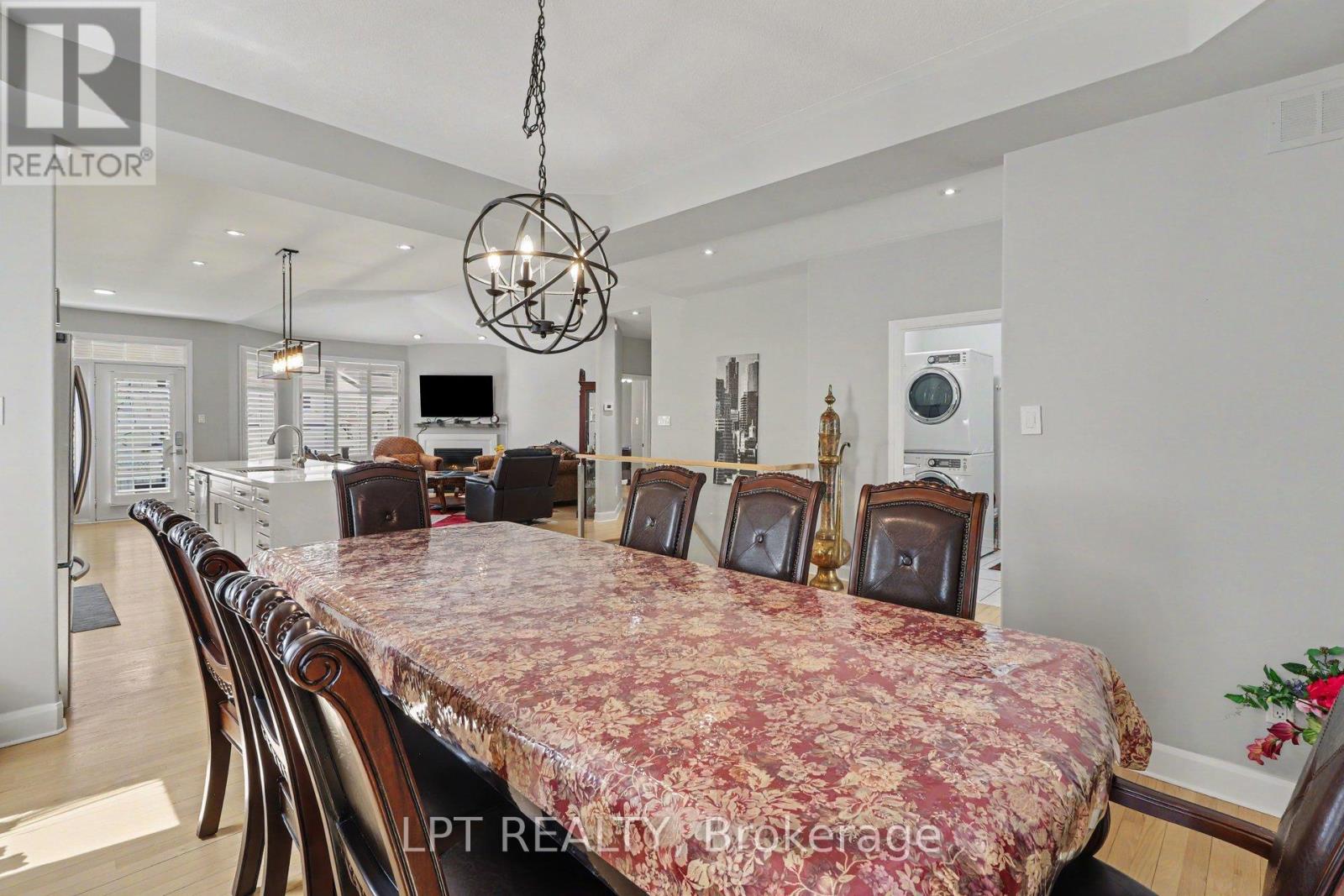 1942 Caprihani Way, Ottawa, Ontario K4A 4R6 - Photo 9 - X13116830