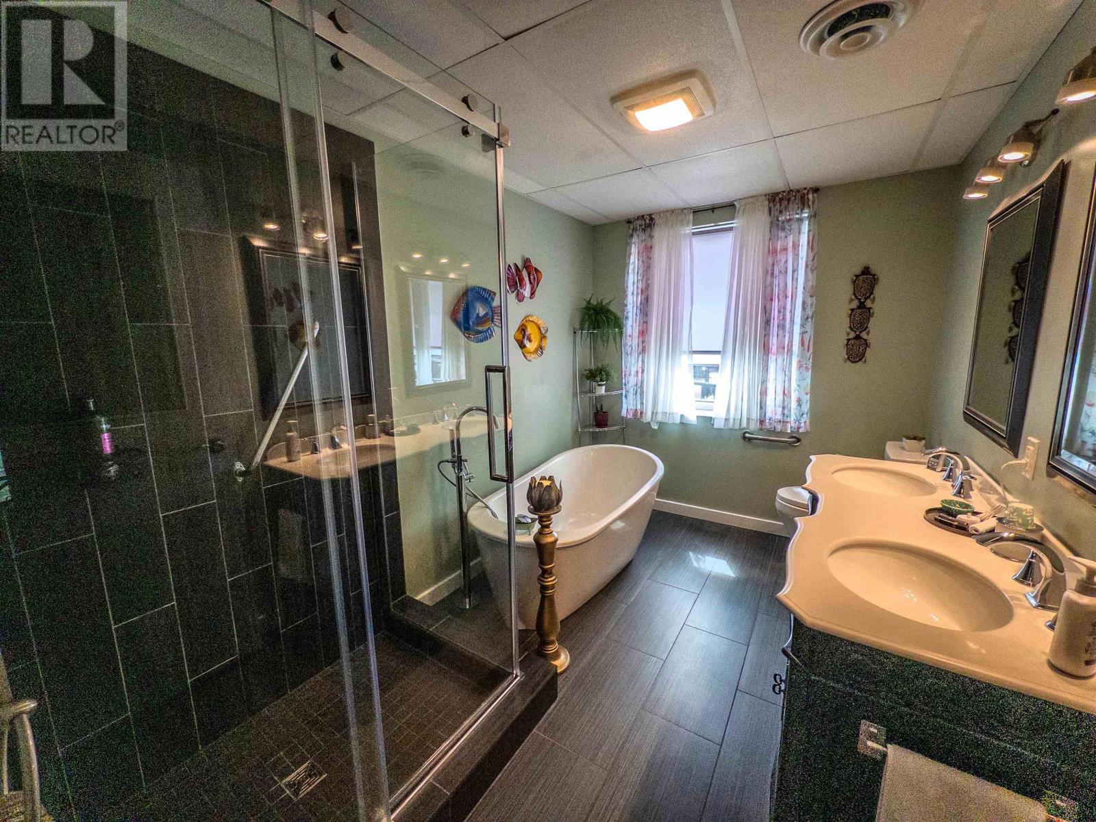 201 100 First Avenue West, Kenora, Ontario  P9N 3Z7 - Photo 16 - TB2601001