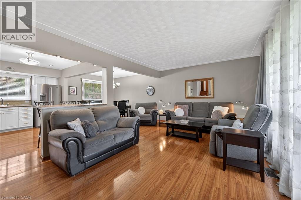 210 Columbia Drive, Hamilton, Ontario  L9C 3Y6 - Photo 9 - 40822775