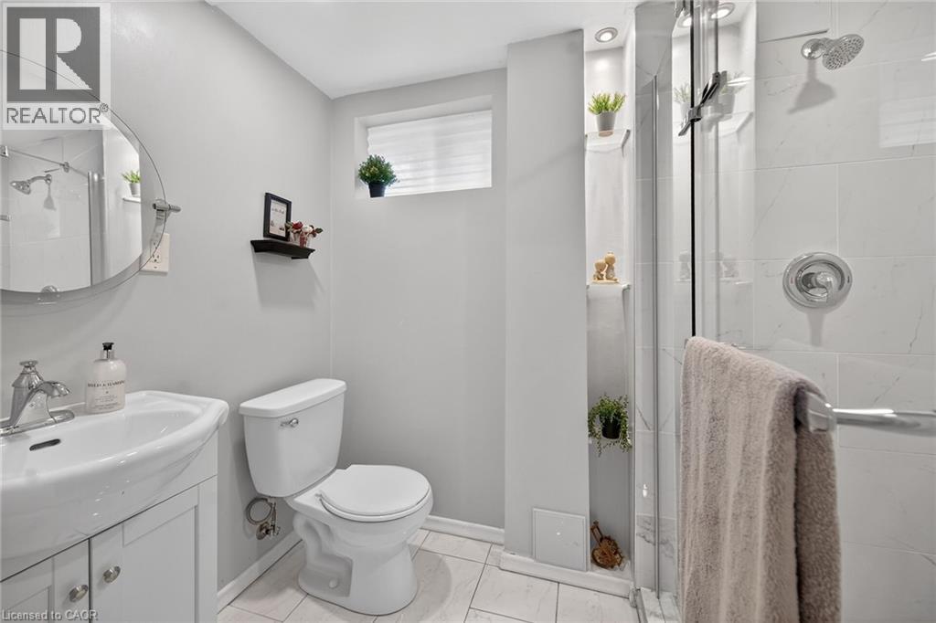 210 Columbia Drive, Hamilton, Ontario  L9C 3Y6 - Photo 36 - 40822775
