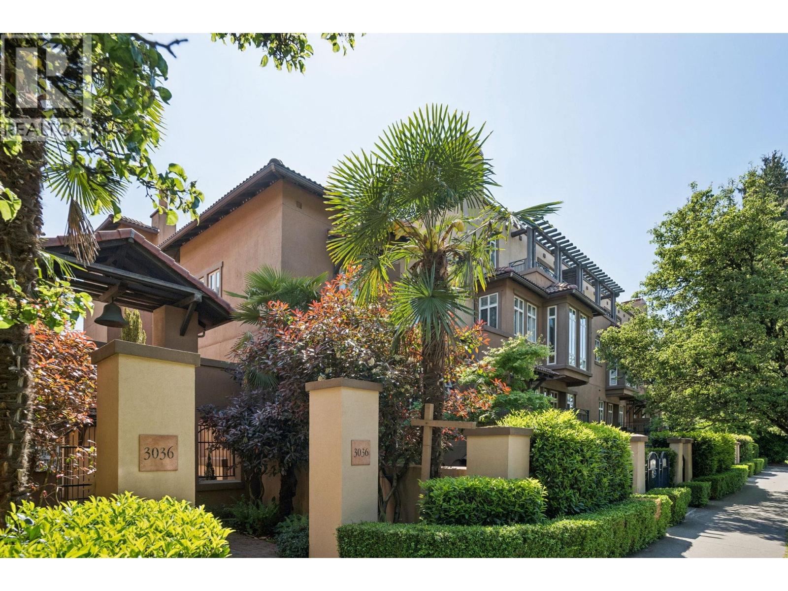 15 3036 W 4TH AVENUE, Vancouver, British Columbia