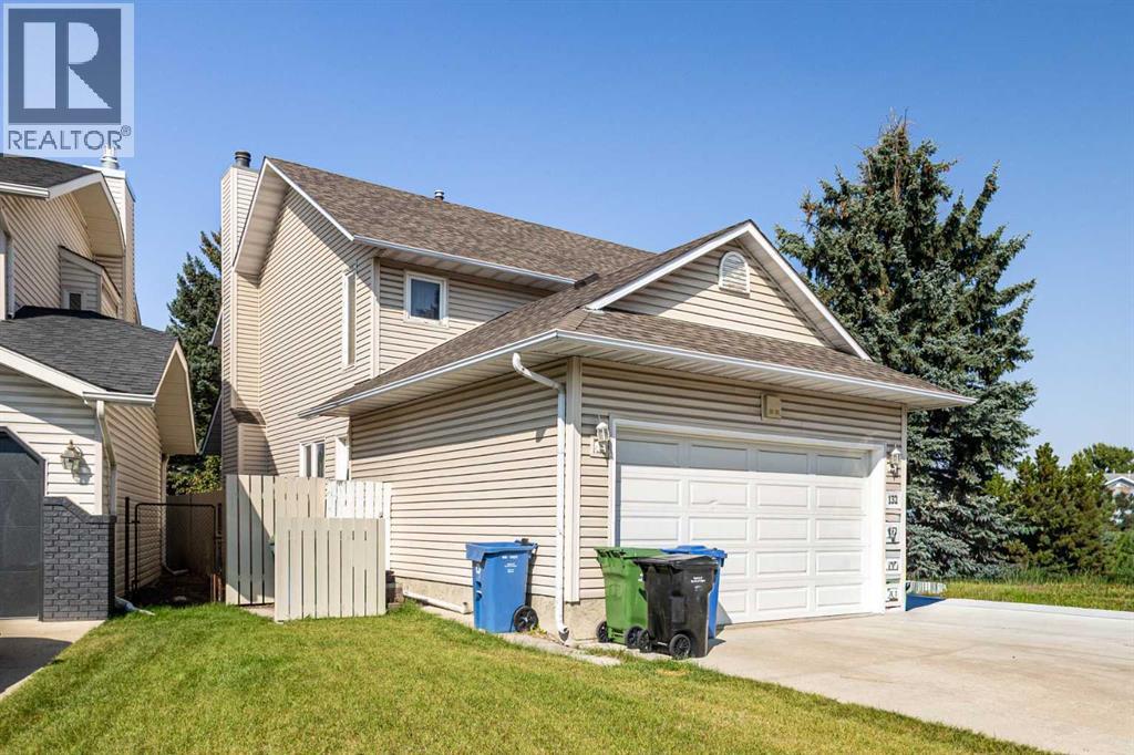 132 Scenic Cove Circle NW, Calgary, Alberta  T3L 1M9 - Photo 3 - A2284377