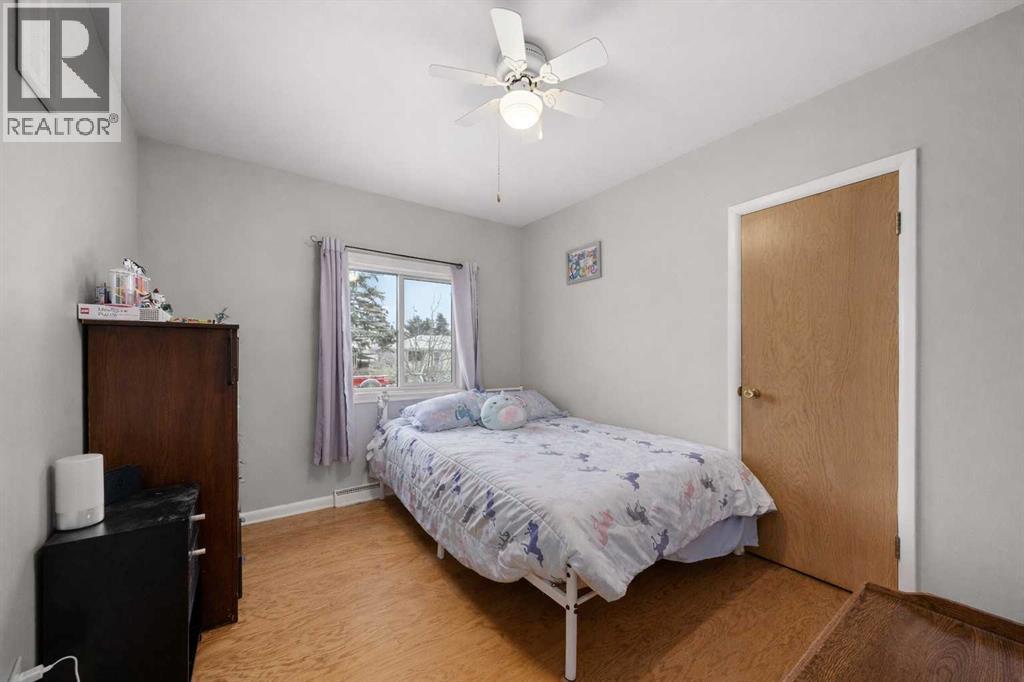 2219 41 Street SE, Calgary, Alberta  T2B 1C8 - Photo 10 - A2288693