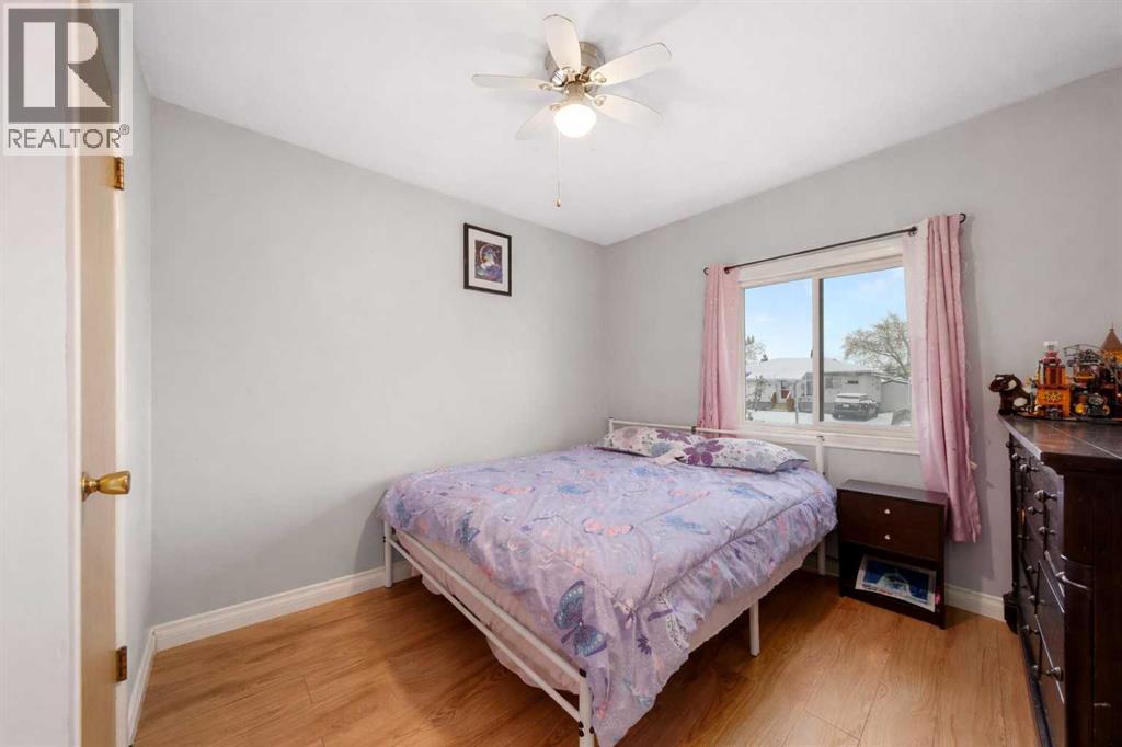 2219 41 Street SE, Calgary, Alberta  T2B 1C8 - Photo 9 - A2288693