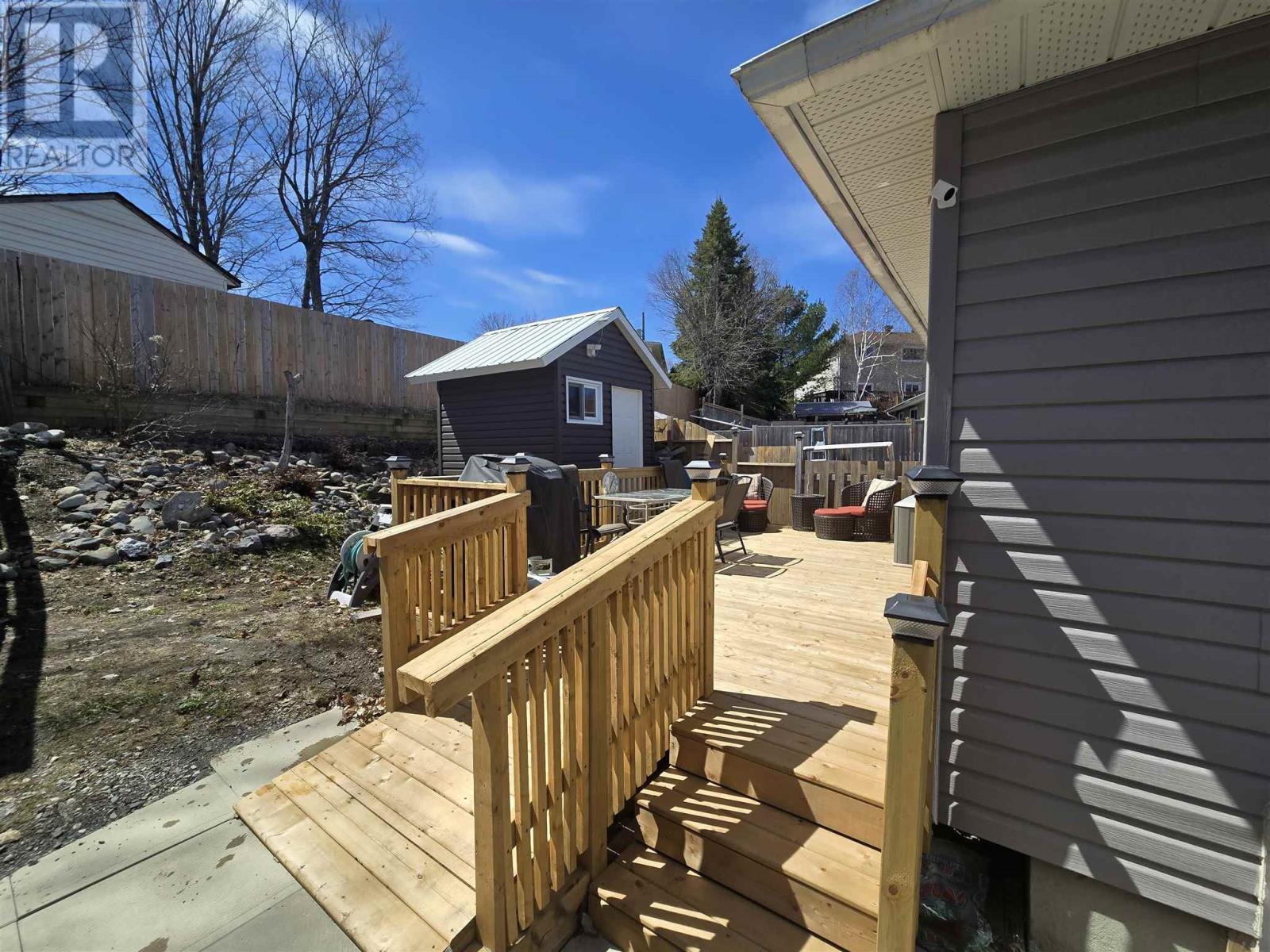 124 Hergott Ave, Elliot Lake, Ontario P5A 3B3 - Photo 21 - SM260789