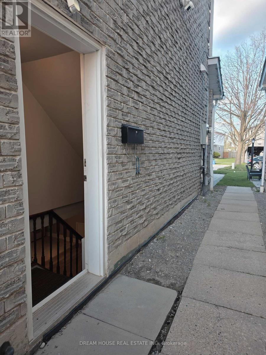 Basement - 1566 Marshcourt Drive, Pickering, Ontario  L1V 6G2 - Photo 2 - E13116382