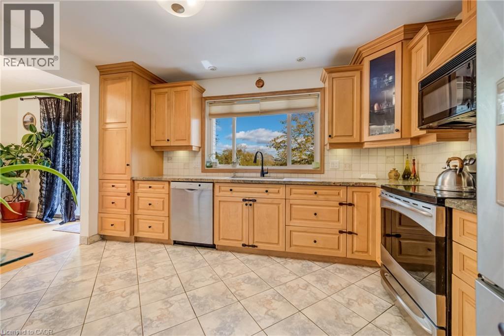 209 Willowdale Avenue, Waterloo, Ontario  N2J 3M2 - Photo 10 - 40829348