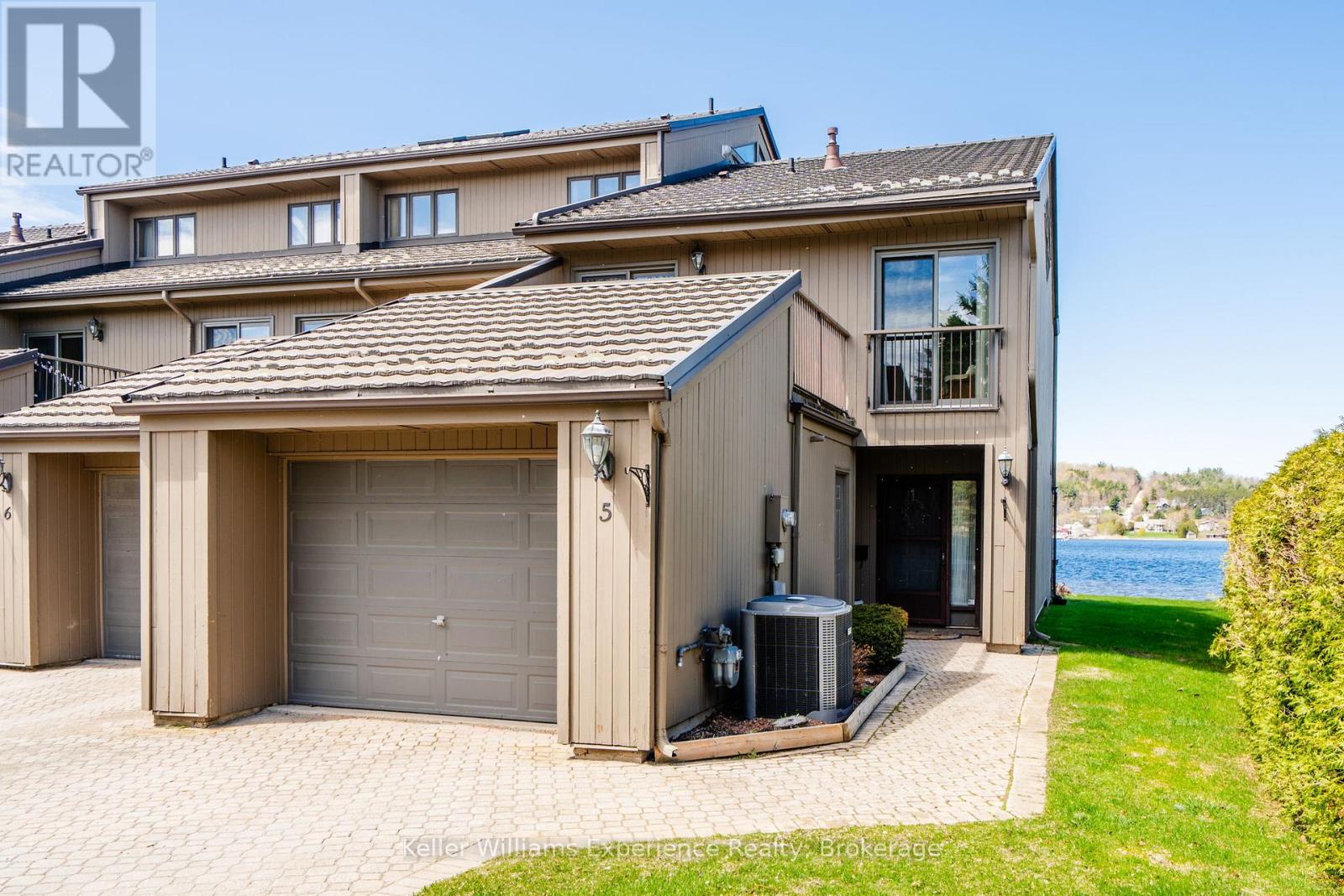 5 - 8 Beck Boulevard, Penetanguishene, Ontario  L9M 1C3 - Photo 2 - S13116826
