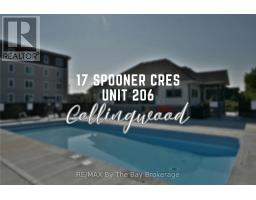 206 - 17 SPOONER CRESCENT
