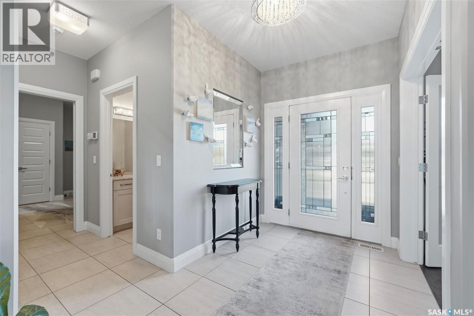 118 Werschner Crescent, Saskatoon, Saskatchewan  S7V 0C9 - Photo 4 - SK035704