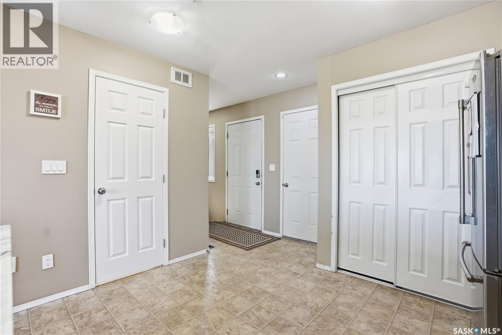 20 515 Centennial Drive, Warman, Saskatchewan  S0K 0A1 - Photo 12 - SK035701