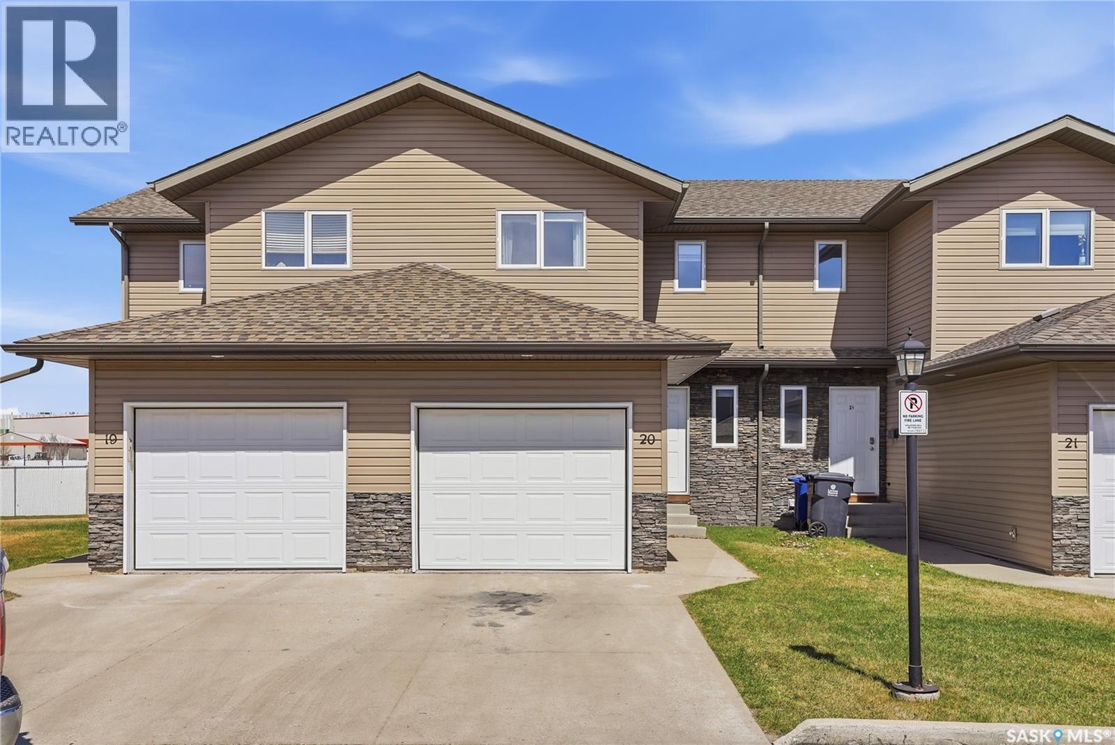 20 515 Centennial Drive, Warman, Saskatchewan  S0K 0A1 - Photo 2 - SK035701