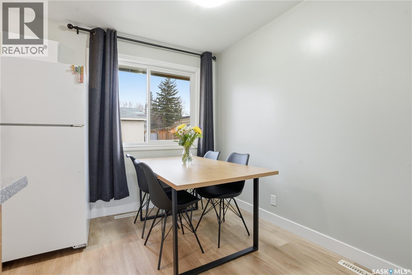 437 W Avenue N, Saskatoon, Saskatchewan  S7L 3G9 - Photo 7 - SK035682