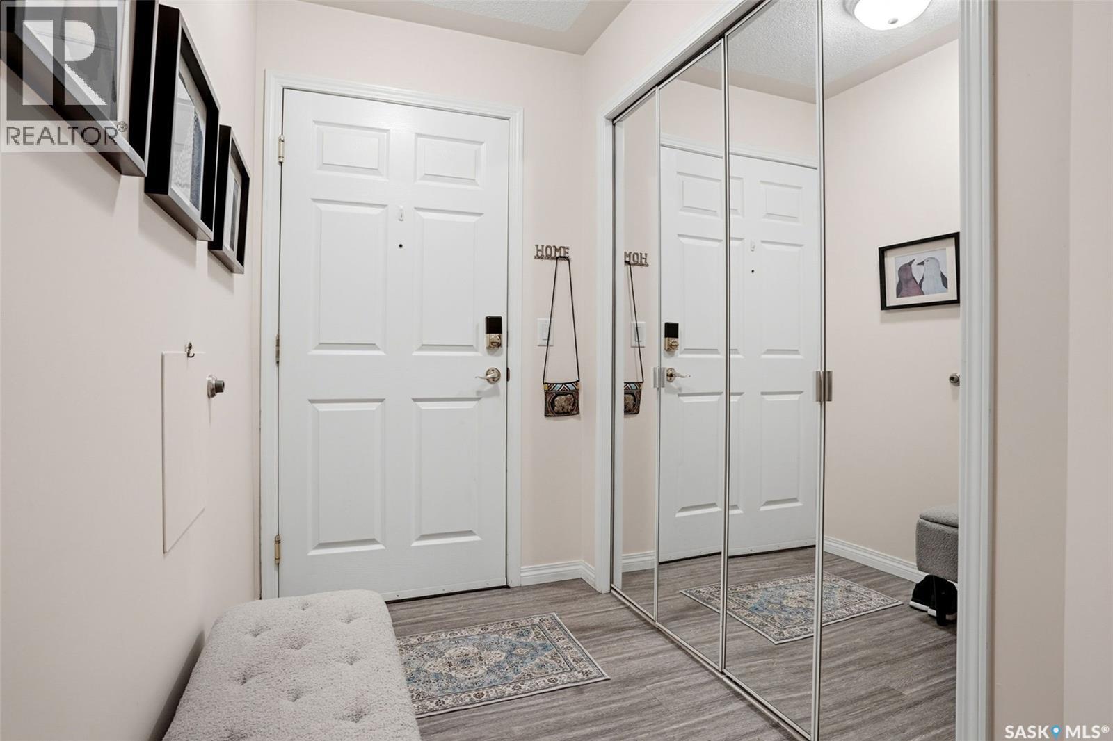 204 2225 Angus Street, Regina, Saskatchewan  S4T 2A3 - Photo 3 - SK035660