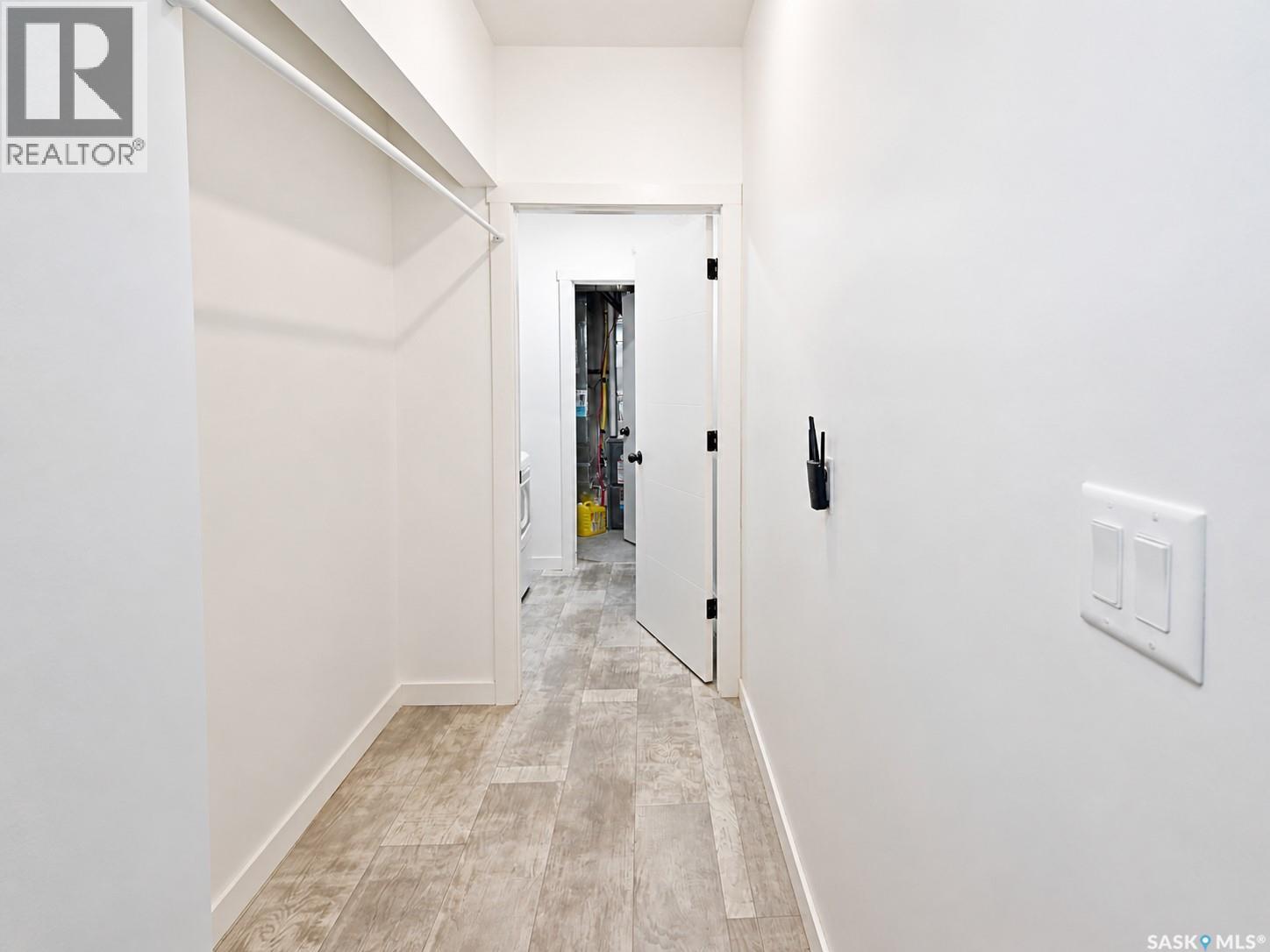 1739 Fleet Street, Regina, Saskatchewan  S4N 6B4 - Photo 41 - SK035652