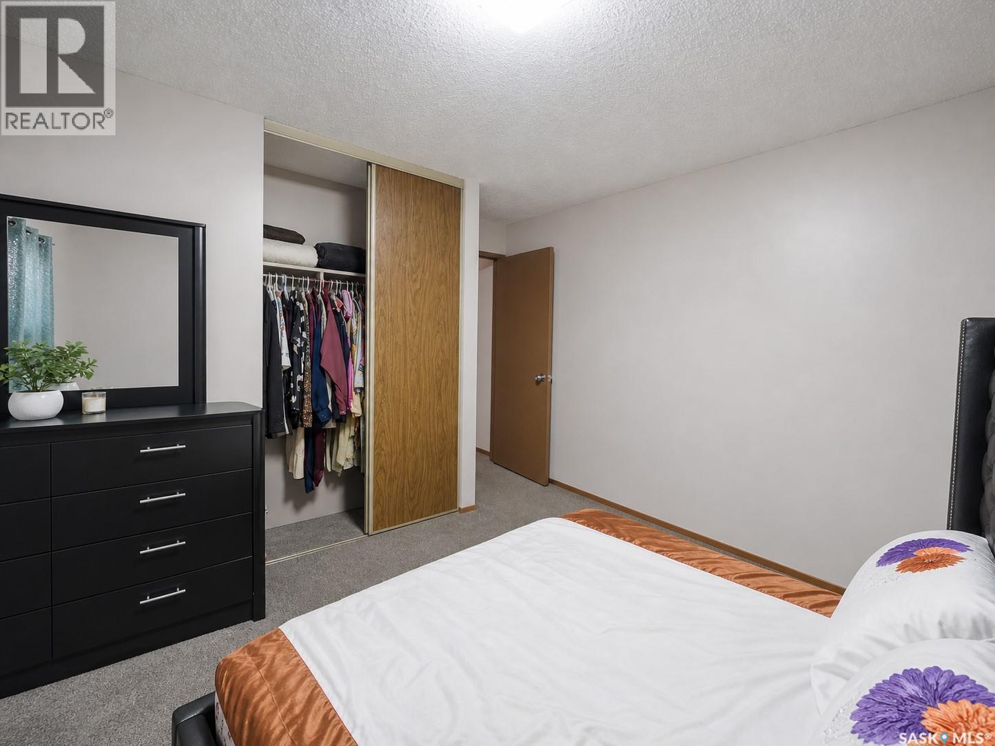 1739 Fleet Street, Regina, Saskatchewan  S4N 6B4 - Photo 8 - SK035652