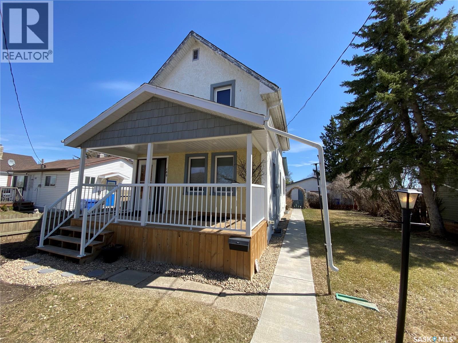 189 Seventh Avenue N, Yorkton, Saskatchewan  S3N 0X3 - Photo 1 - SK035614
