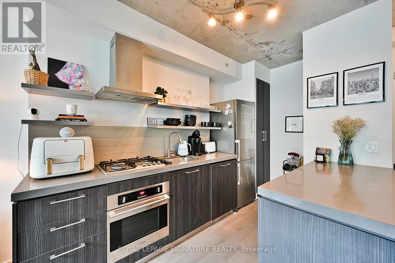 601 - 560 King Street W, Toronto, Ontario  M5V 1M3 - Photo 1 - C13116624