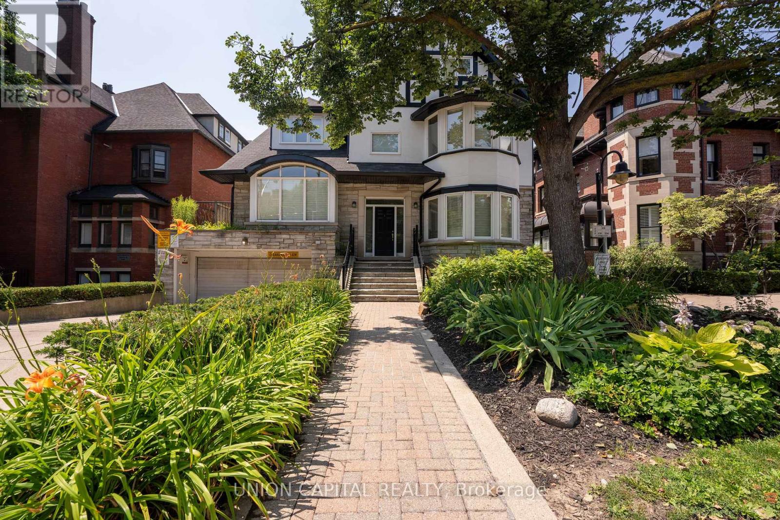 1 - 230 St. George Street, Toronto, Ontario  M5R 2N5 - Photo 2 - C13116790
