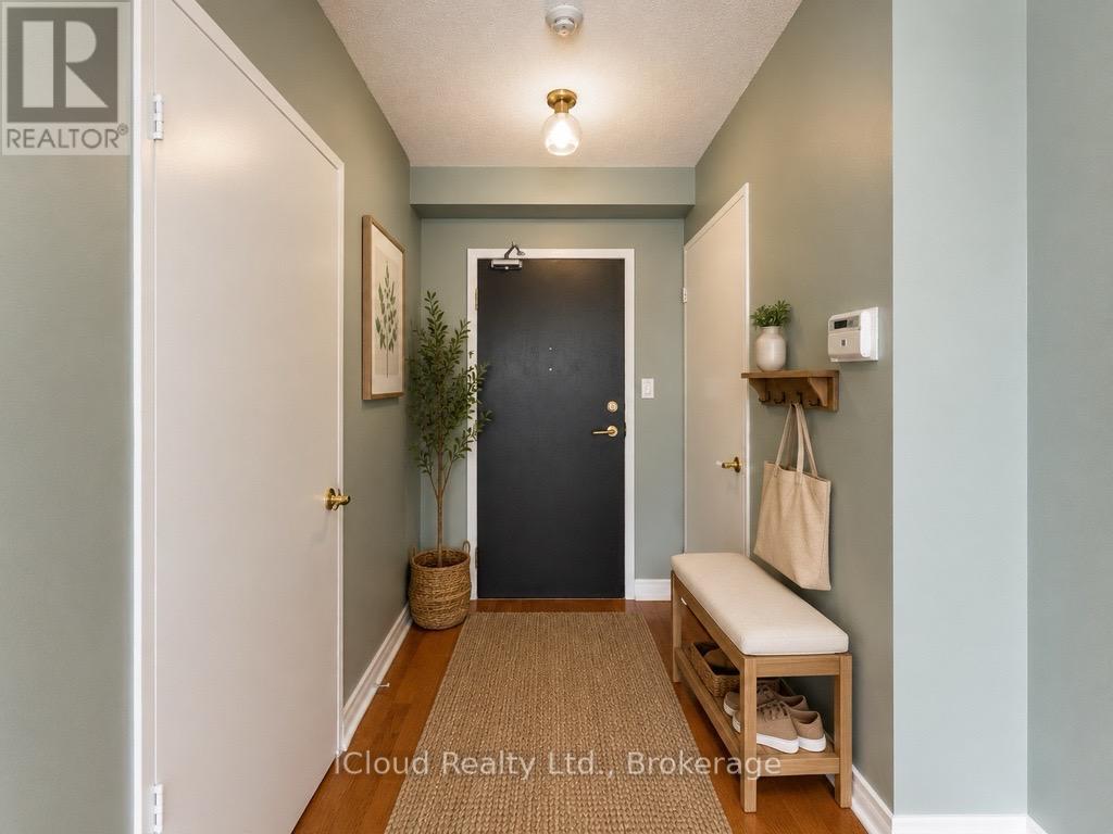 901 - 30 Holly Street, Toronto, Ontario  M4S 3C2 - Photo 7 - C13116850