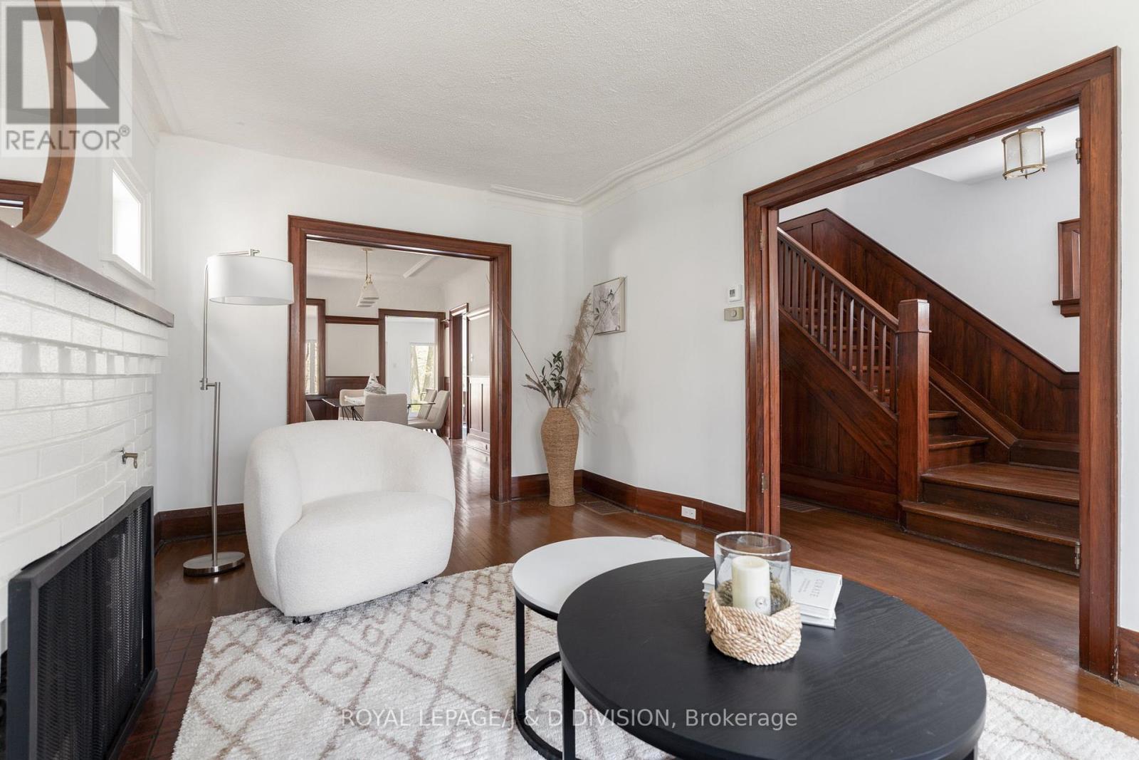 183 Hudson Drive, Toronto, Ontario  M4T 2K7 - Photo 6 - C13116870