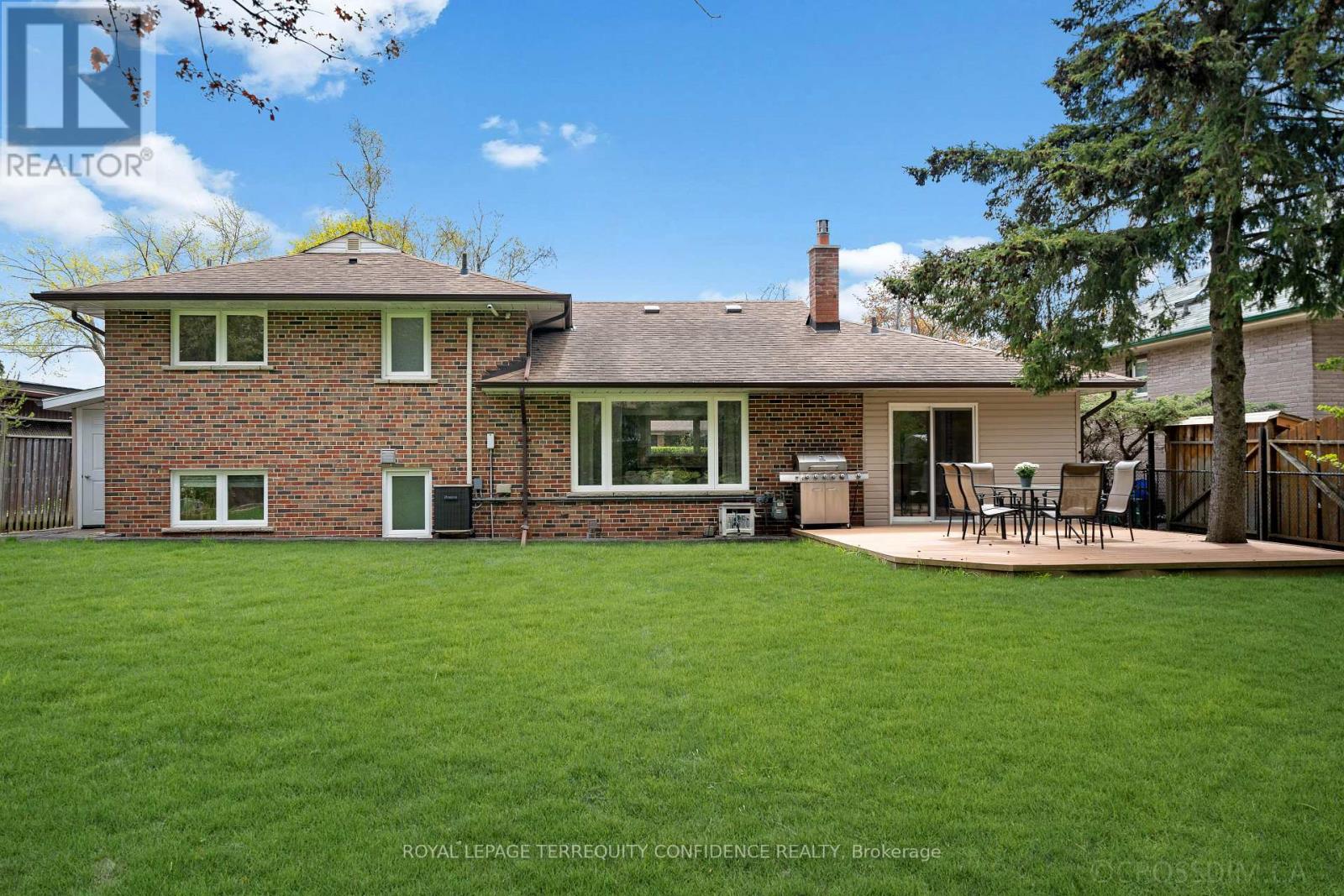 12 Finchurst Drive, Toronto, Ontario  M2R 1K9 - Photo 31 - C13116948