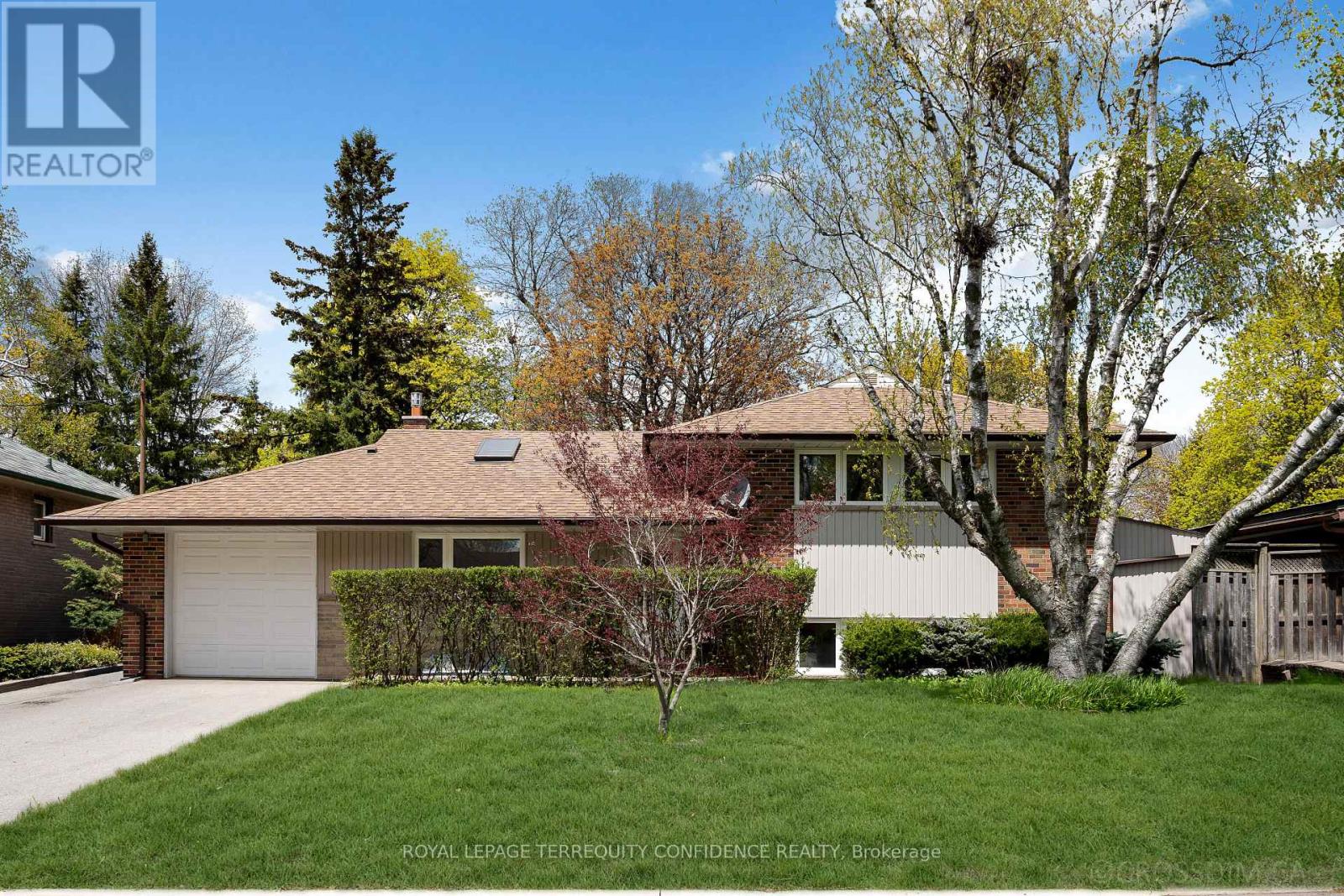 12 Finchurst Drive, Toronto, Ontario  M2R 1K9 - Photo 37 - C13116948
