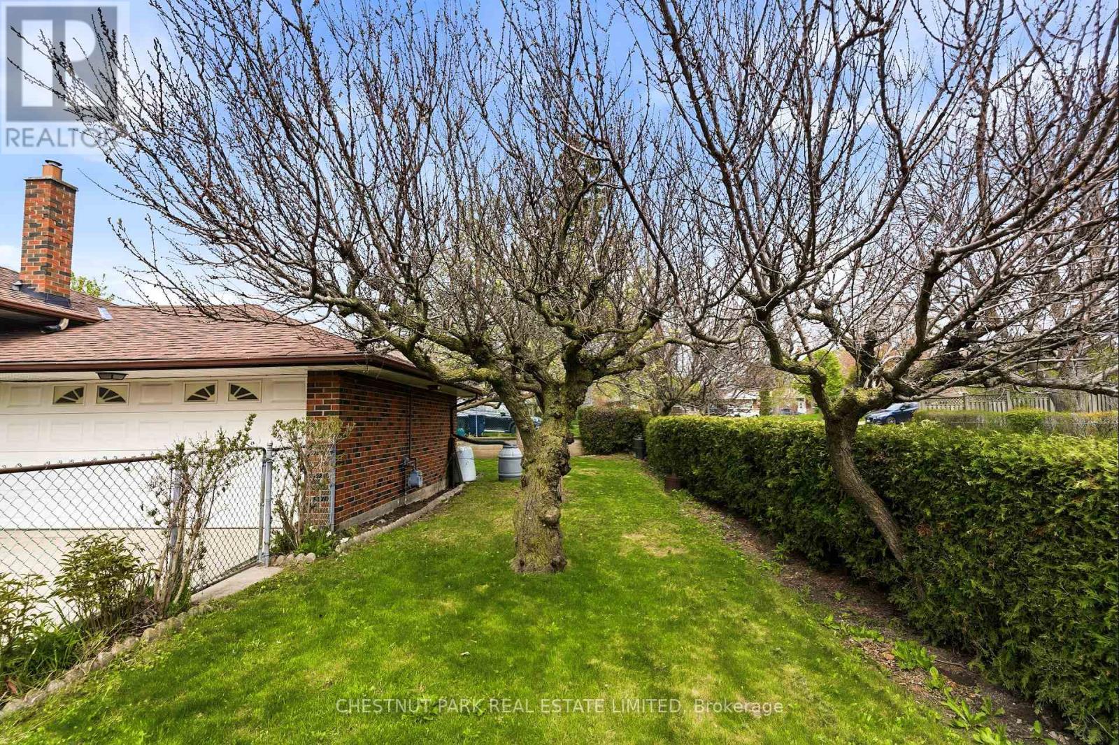 154 Sweeney Drive, Toronto, Ontario  M4A 1V2 - Photo 38 - C13116960