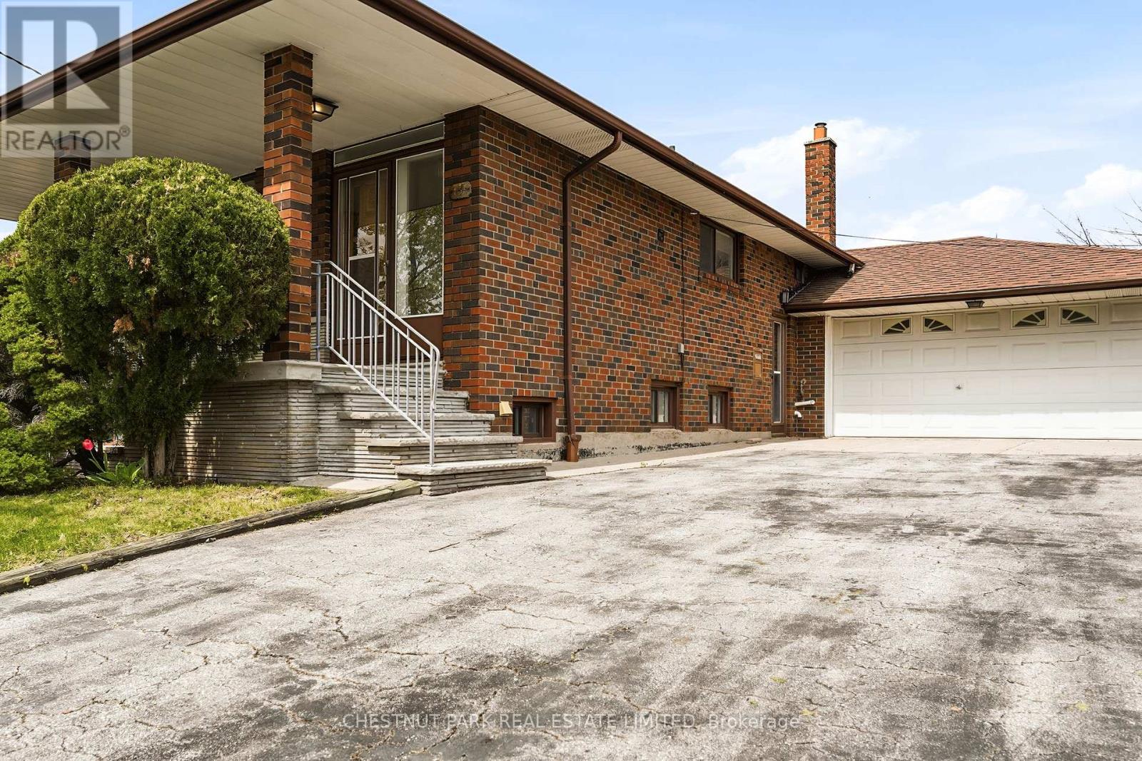 154 Sweeney Drive, Toronto, Ontario  M4A 1V2 - Photo 39 - C13116960