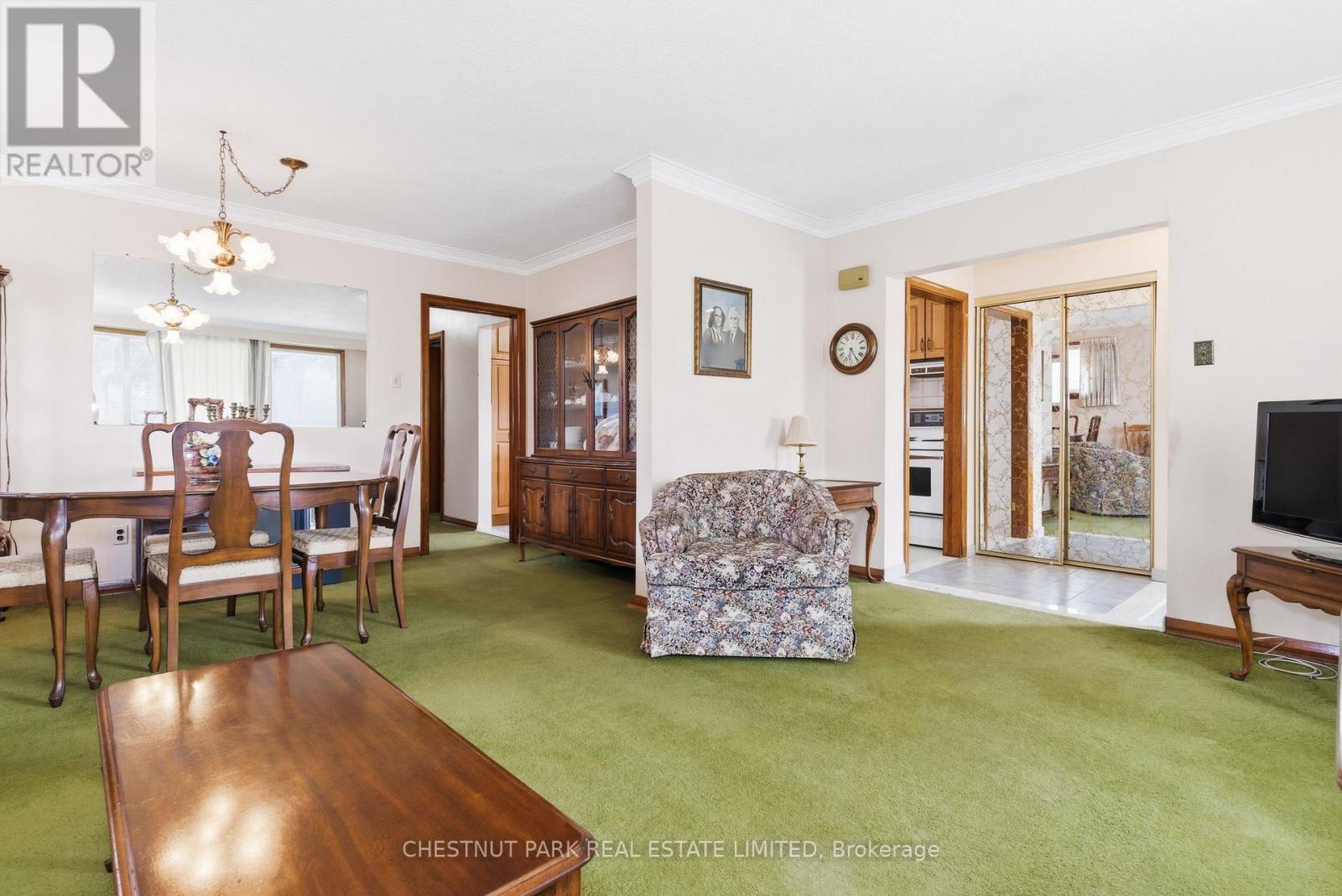 154 Sweeney Drive, Toronto, Ontario  M4A 1V2 - Photo 8 - C13116960