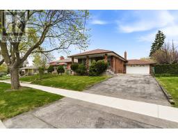 154 SWEENEY DRIVE, Toronto, Ontario