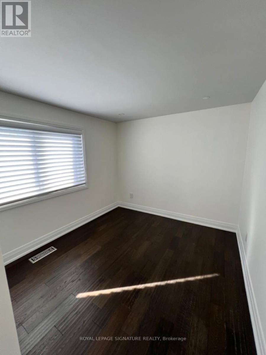 Upper - 55 Creekwood Drive, Toronto, Ontario  M1E 4L6 - Photo 5 - E13116640