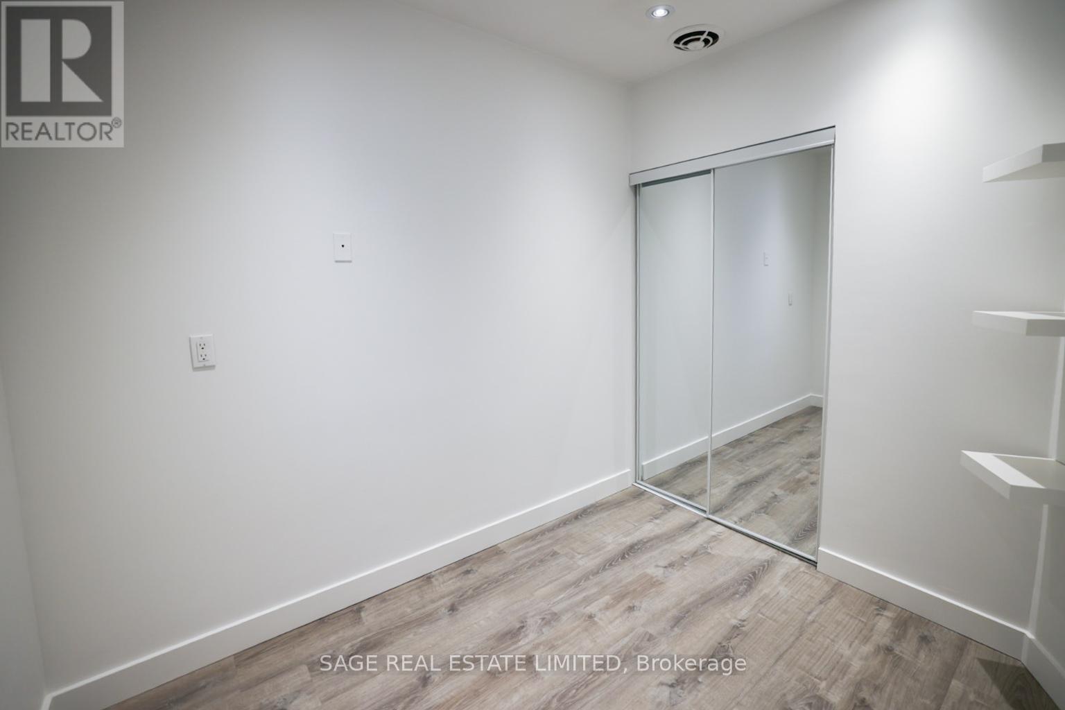2 - 8 Brookmount Road, Toronto, Ontario  M4L 3N1 - Photo 10 - E13116644