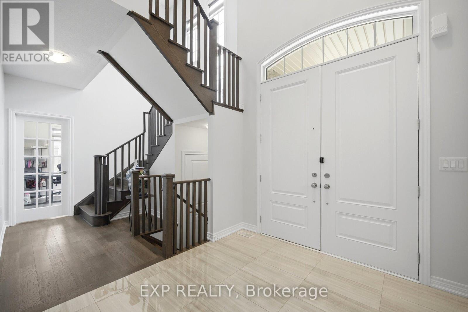 13 Arksey Street, Whitby, Ontario  L1P 0G5 - Photo 5 - E13116672