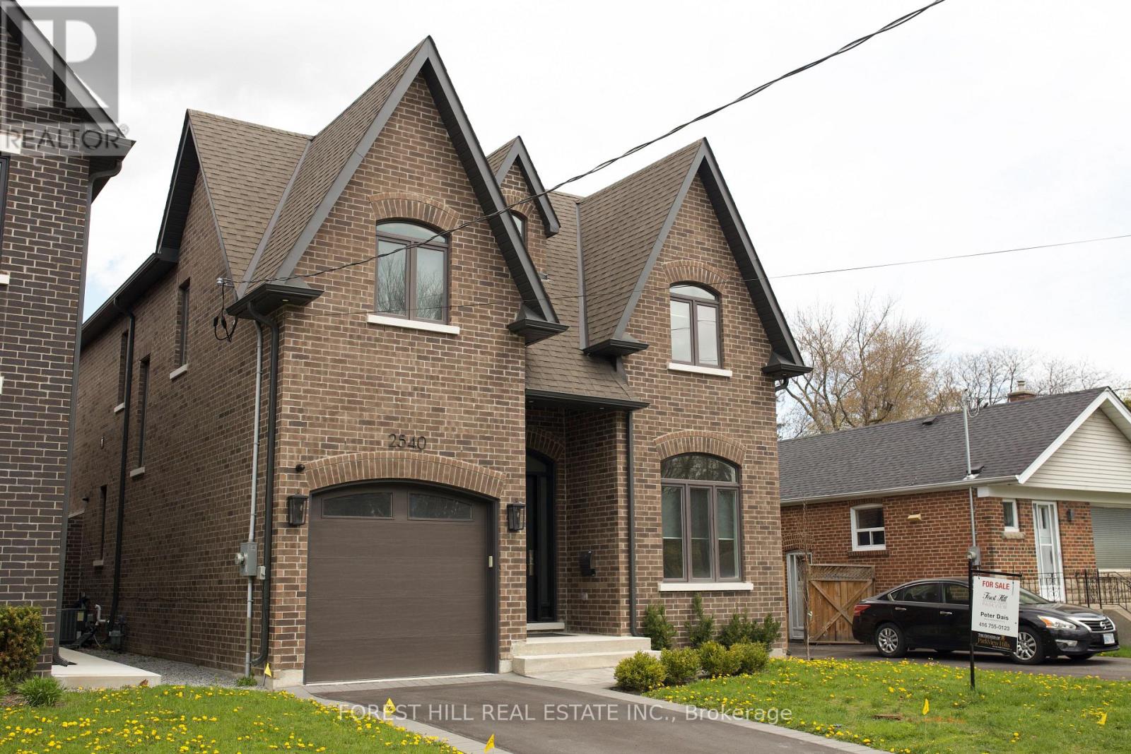 2540 St Clair Avenue E, Toronto, Ontario  M4B 1M1 - Photo 49 - E13116780