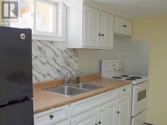 Bsmt - 60 Newlands Avenue, Toronto, Ontario  M1L 1R9 - Photo 2 - E13116788
