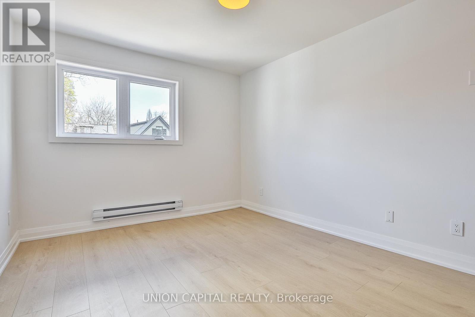 2 - 612 Gerrard Street E, Toronto, Ontario  M4M 1Y3 - Photo 15 - E13116902